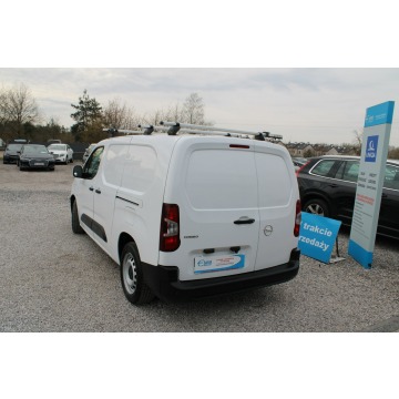 Opel Combo 2020,  1.2 benzyna - Na sprzedaż za 42 900 zł - Warszawa - zdjęcie 8