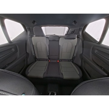 Volvo   SUV 2025,  2.0 benzyna, automat - Na sprzedaż za 178 900 zł - Tychy - zdjęcie 7