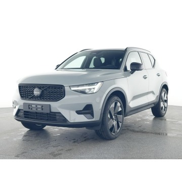 Volvo XC 40 - B3 Black Edition Plus *Gwarancja*FV23%