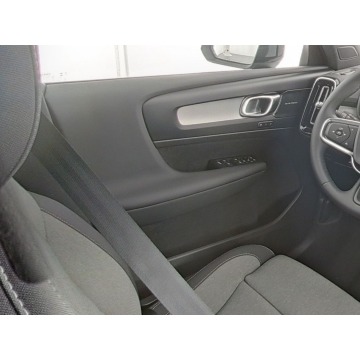 Volvo   SUV 2025,  2.0 benzyna, automat - Na sprzedaż za 178 900 zł - Tychy - zdjęcie 12