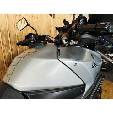 Suzuki DL - Ba4dzo zadbany V-strom dl650, stan... - Motocykle szosowo -... - Bicz - zdjęcie 9