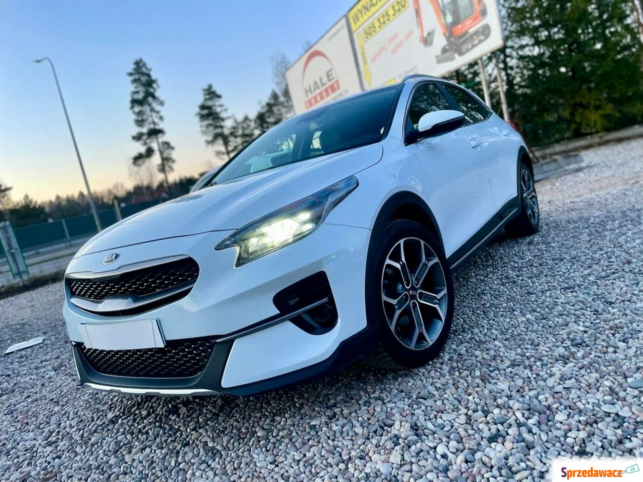 Kia XCeed - Full Led*Navi*Skor...