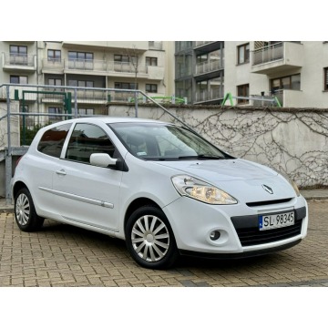 Renault Clio  Hatchback 2010,  1.5 diesel - Na sprzedaż za 8 400,00 zł - Tarnowskie Góry - zdjęcie 4