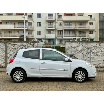 Renault Clio  Hatchback 2010,  1.5 diesel - Na sprzedaż za 8 400,00 zł - Tarnowskie Góry - zdjęcie 10