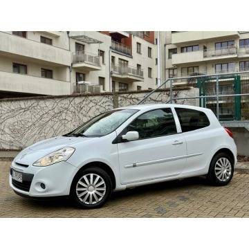 Renault Clio  Hatchback 2010,  1.5 diesel - Na sprzedaż za 8 400,00 zł - Tarnowskie Góry - zdjęcie 8