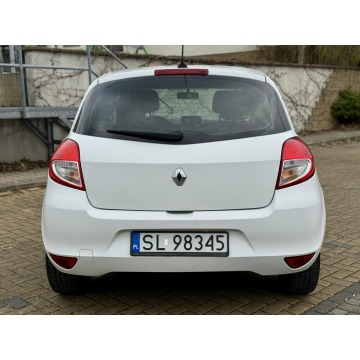 Renault Clio  Hatchback 2010,  1.5 diesel - Na sprzedaż za 8 400,00 zł - Tarnowskie Góry - zdjęcie 12