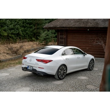 Mercedes - Benz CLA-klasa  Sedan/Limuzyna 2021,  2.0 benzyna, automat - Na sprzedaż za 109 777 zł - Ropczyce - zdjęcie 4