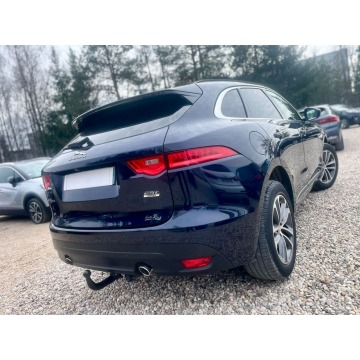 Jaguar F-PACE  SUV 2019,  2.0 benzyna, automat - Na sprzedaż za 69 999 zł - Ignatki - zdjęcie 6