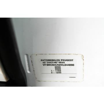 Peugeot 5008  SUV 2017,  1.6 diesel, automat - Na sprzedaż za 59 999 zł - Warszawa - zdjęcie 8