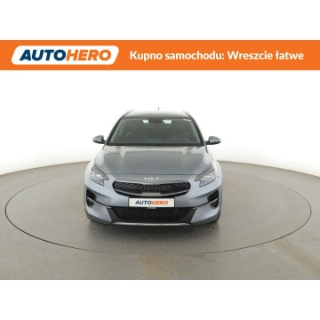 Kia XCeed  SUV 2022,  1.6 hybryda, automat - Na sprzedaż za 62 600 zł - Warszawa - zdjęcie 12