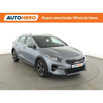 Kia XCeed  SUV 2022,  1.6 hybryda, automat - Na sprzedaż za 62 600 zł - Warszawa - zdjęcie 11