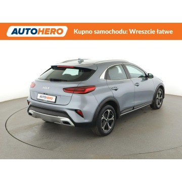 Kia XCeed  SUV 2022,  1.6 hybryda, automat - Na sprzedaż za 62 600 zł - Warszawa - zdjęcie 8