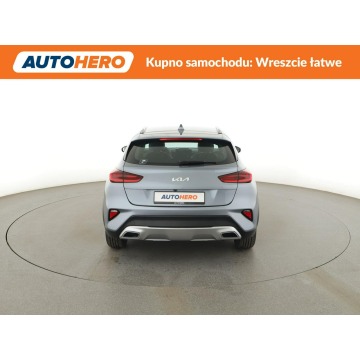 Kia XCeed  SUV 2022,  1.6 hybryda, automat - Na sprzedaż za 62 600 zł - Warszawa - zdjęcie 7