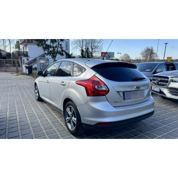 Ford Focus  Hatchback 2014,  1.6 diesel - Na sprzedaż za 18 000 zł - Gdynia - zdjęcie 4