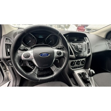 Ford Focus  Hatchback 2014,  1.6 diesel - Na sprzedaż za 18 000 zł - Gdynia - zdjęcie 10