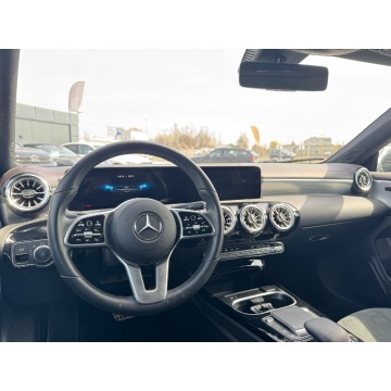 Mercedes - Benz CLA-klasa  Sedan/Limuzyna 2022,  2.0 benzyna, automat - Na sprzedaż za 132 900 zł - Michałowice-Wieś - zdjęcie 11