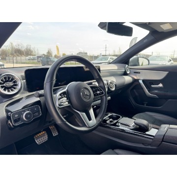 Mercedes - Benz CLA-klasa  Sedan/Limuzyna 2022,  2.0 benzyna, automat - Na sprzedaż za 132 900 zł - Michałowice-Wieś - zdjęcie 10