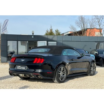 Ford Mustang  Kabriolet 2017,  2.3 benzyna, automat - Na sprzedaż za 80 000 zł - Michałowice-Wieś - zdjęcie 4