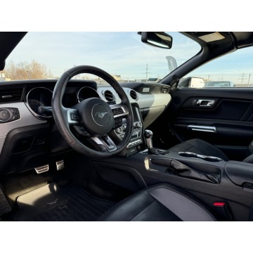Ford Mustang  Kabriolet 2017,  2.3 benzyna, automat - Na sprzedaż za 80 000 zł - Michałowice-Wieś - zdjęcie 11