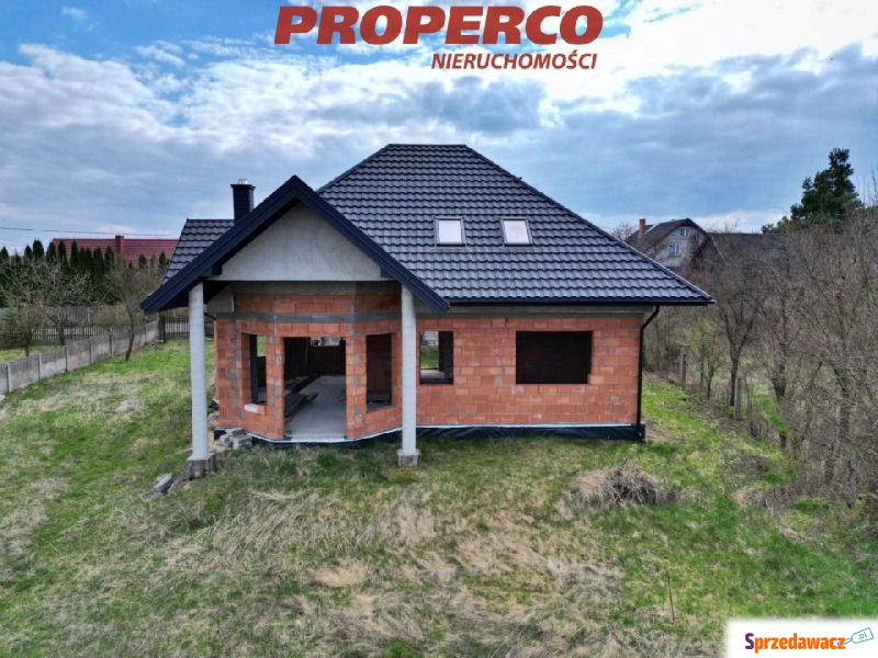 Sprzedam dom Daleszyce -  wolnostojący,  pow.  113 m2,  działka:   1300 m2