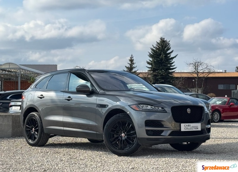 Jaguar F-PACE 2017