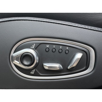 Aston Martin DBX  SUV 2022,  4.0 benzyna, automat - Na sprzedaż za 690 000 zł - Michałowice-Wieś - zdjęcie 10