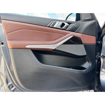 BMW X5  SUV 2020,  4.4 benzyna, automat - Na sprzedaż za 199 900 zł - Michałowice-Wieś - zdjęcie 12