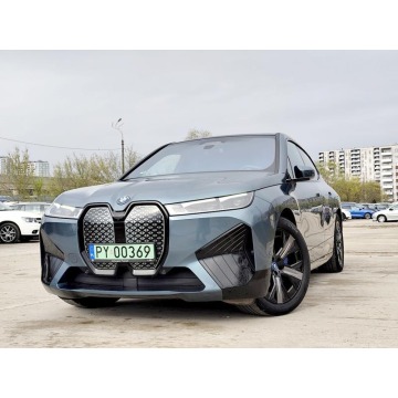 BMW IX 2022 prod. / 2023 1rej. BMW iX xDrive40 76.6kWh Signature* Salon PL* 1 Wł* Lasery* Wentyle* P