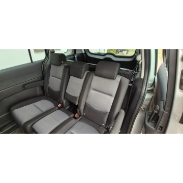 Mazda 5  Minivan/Van 2006,  1.8 benzyna - Na sprzedaż za 9 800,00 zł - Paproć - zdjęcie 12