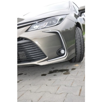 Toyota Corolla  Sedan/Limuzyna 2022,  1.8 hybryda, automat - Na sprzedaż za 70 999 zł - Balice - zdjęcie 6