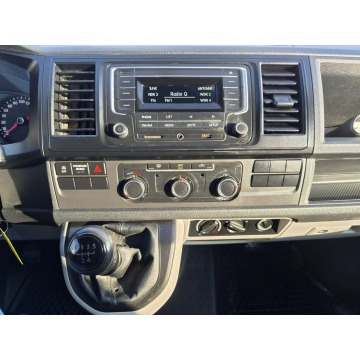 Volkswagen Transporter  Bus 2018,  2.0 diesel - Na sprzedaż za 64 575 zł - Kutno - zdjęcie 8