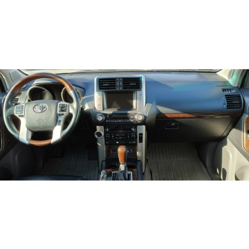 Toyota Land Cruiser  SUV 2010,  3.0 diesel, automat - Na sprzedaż za 170 000 zł - Goczałkowice-Zdrój - zdjęcie 8