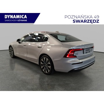Volvo S60  Sedan/Limuzyna 2022,  2.0 benzyna, automat - Na sprzedaż za 131 300 zł - Swarzędz - zdjęcie 5