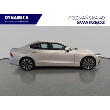 Volvo S60  Sedan/Limuzyna 2022,  2.0 benzyna, automat - Na sprzedaż za 131 300 zł - Swarzędz - zdjęcie 8