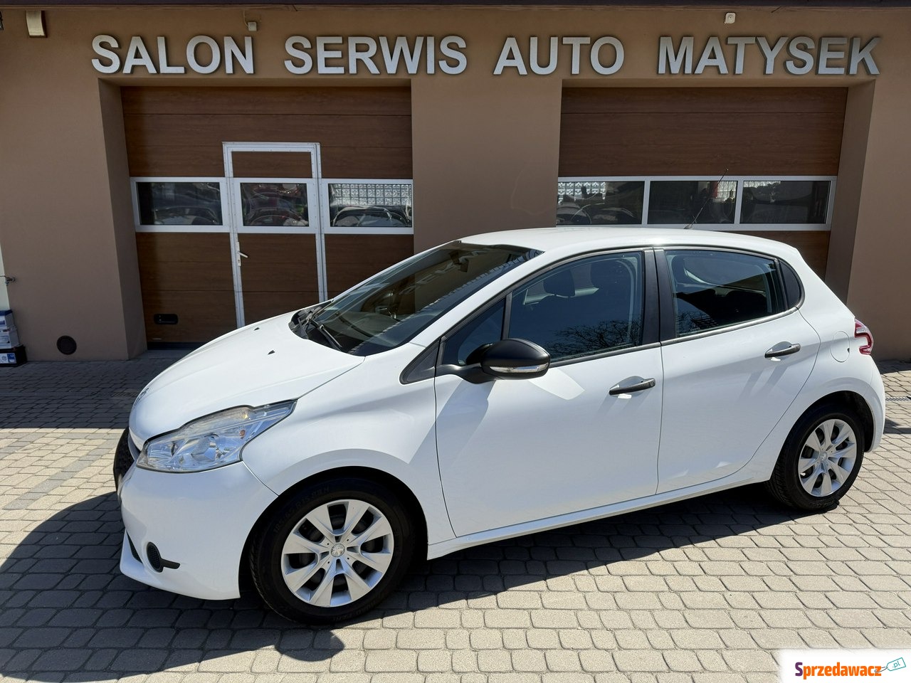 Peugeot 208 2013