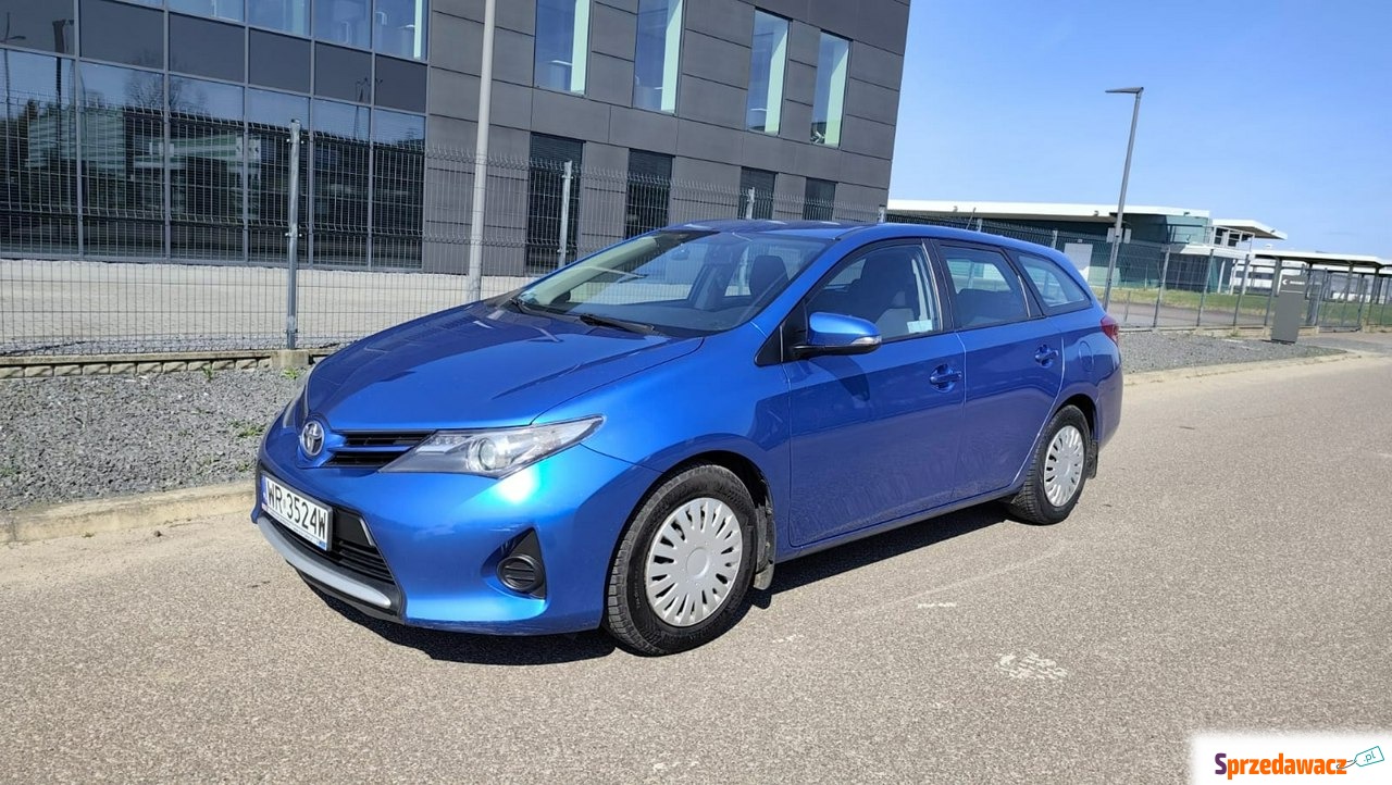 Toyota Auris 2014