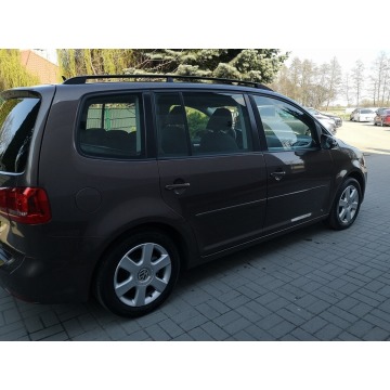 Volkswagen Touran 2011,  1.6 diesel - Na sprzedaż za 26 900 zł - Strzegom - zdjęcie 5