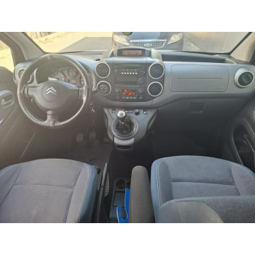Citroen Berlingo  Minivan/Van 2012,  1.6 diesel - Na sprzedaż za 18 500 zł - Jacków - zdjęcie 8