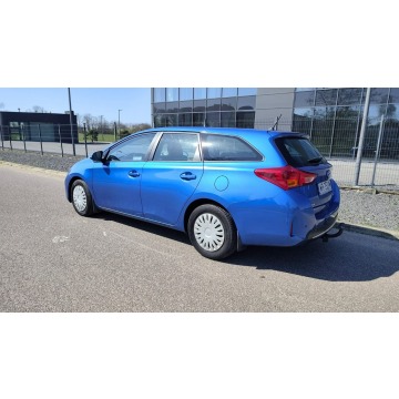 Toyota Auris  Kombi 2014,  1.4 diesel - Na sprzedaż za 22 400 zł - Pabianice - zdjęcie 4