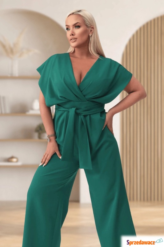 Elegancki kombinezon Valentina w kolorze bute... - Komplety damskie - Białystok