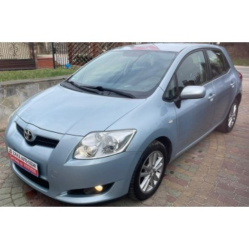 Toyota Auris 1.6 Luna