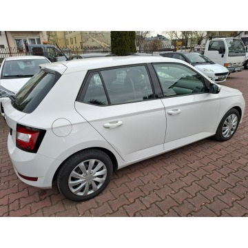 Skoda Fabia  Hatchback 2020,  1.0 benzyna+LPG - Na sprzedaż za 29 900 zł - Lublin - zdjęcie 9