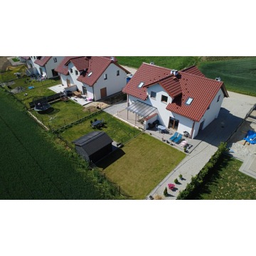 Sprzedam dom Strzegom -  dwupiętrowy,  pow.  83 m2,  działka:   367 m2 - zdjęcie 1