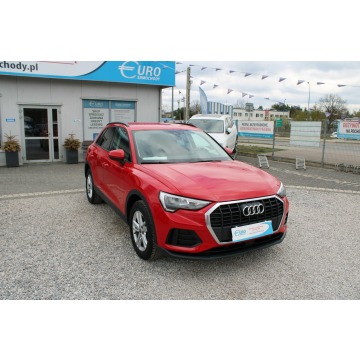 Audi Q3  SUV 2021,  2.0 diesel, automat - Na sprzedaż za 72 900 zł - Warszawa - zdjęcie 4