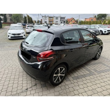 Peugeot 208  Hatchback 2017,  1.2 benzyna - Na sprzedaż za 29 900 zł - Orzech - zdjęcie 6