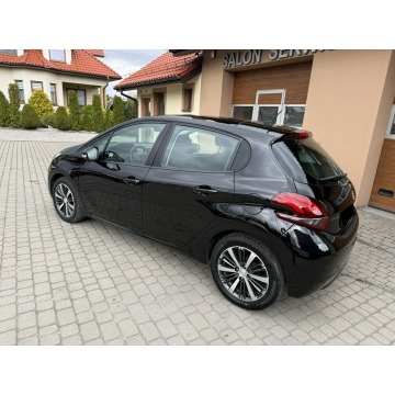 Peugeot 208  Hatchback 2017,  1.2 benzyna - Na sprzedaż za 29 900 zł - Orzech - zdjęcie 10