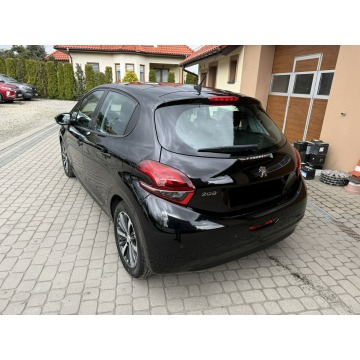 Peugeot 208  Hatchback 2017,  1.2 benzyna - Na sprzedaż za 29 900 zł - Orzech - zdjęcie 9
