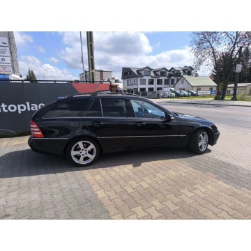 Mercedes - Benz C-klasa 2005,  3.0 diesel, automat - Na sprzedaż za 11 900 zł - Łuków - zdjęcie 3