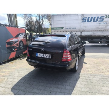 Mercedes - Benz C-klasa 2005,  3.0 diesel, automat - Na sprzedaż za 11 900 zł - Łuków - zdjęcie 6