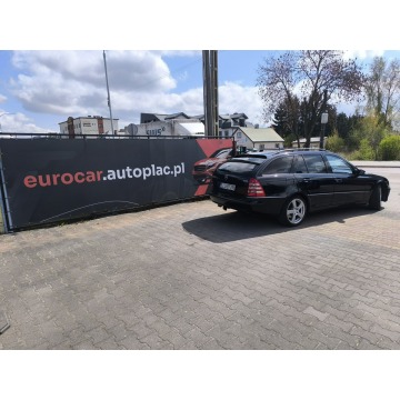 Mercedes - Benz C-klasa 2005,  3.0 diesel, automat - Na sprzedaż za 11 900 zł - Łuków - zdjęcie 4